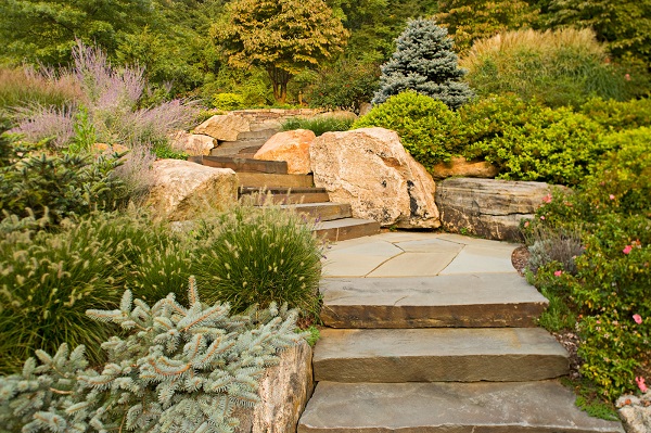 Landscaping-Stones-Boulders-Rock
